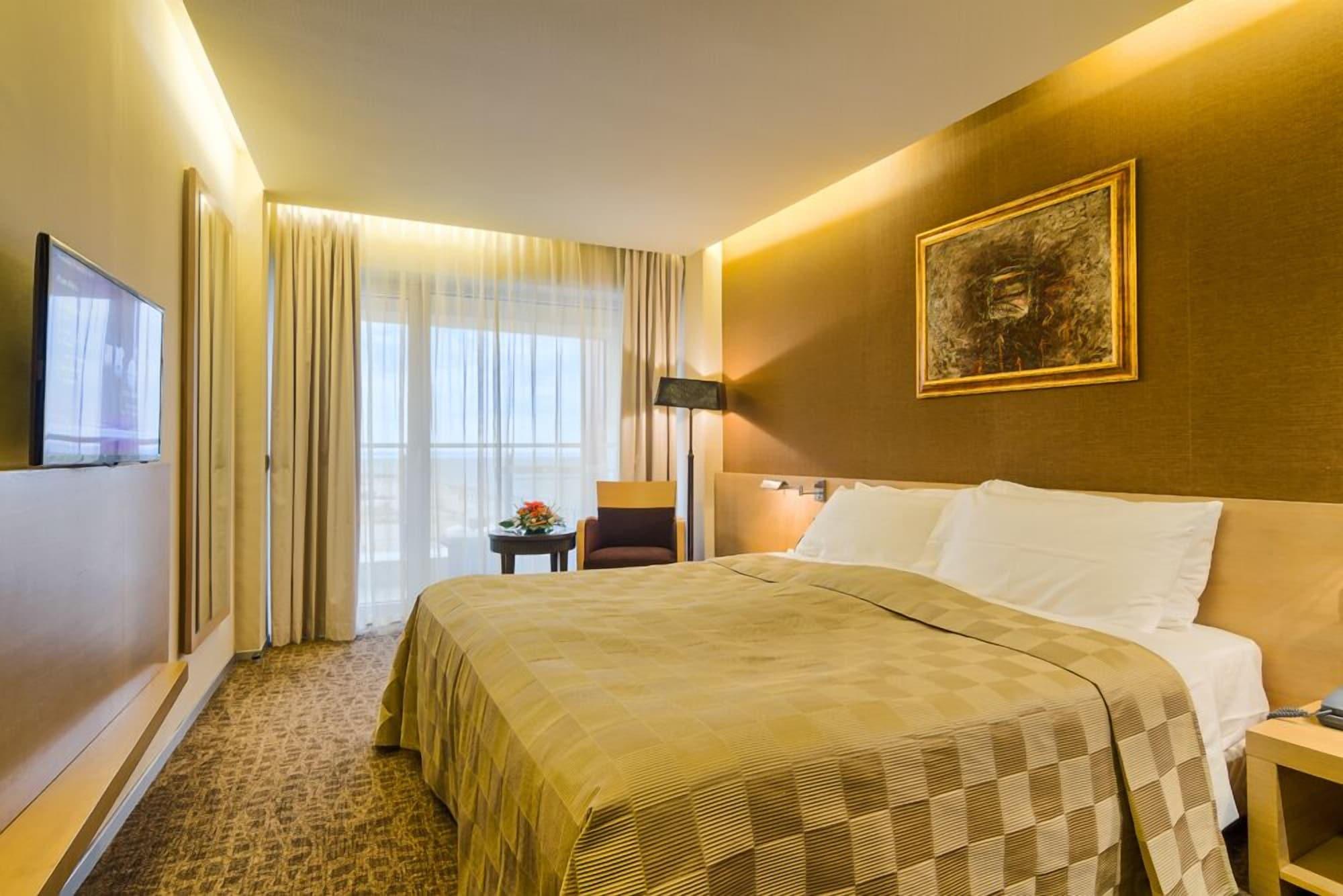 Vega Hotel Mamaia Exterior foto A room at the hotel