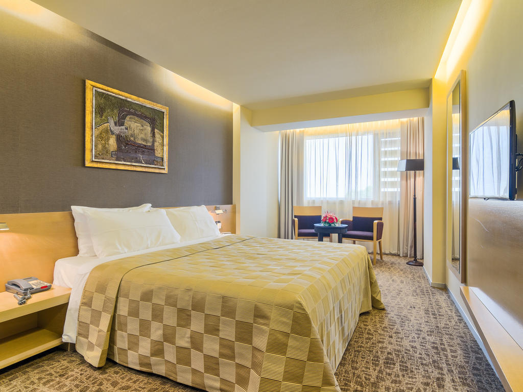 Vega Hotel Mamaia Cameră foto A room at the hotel