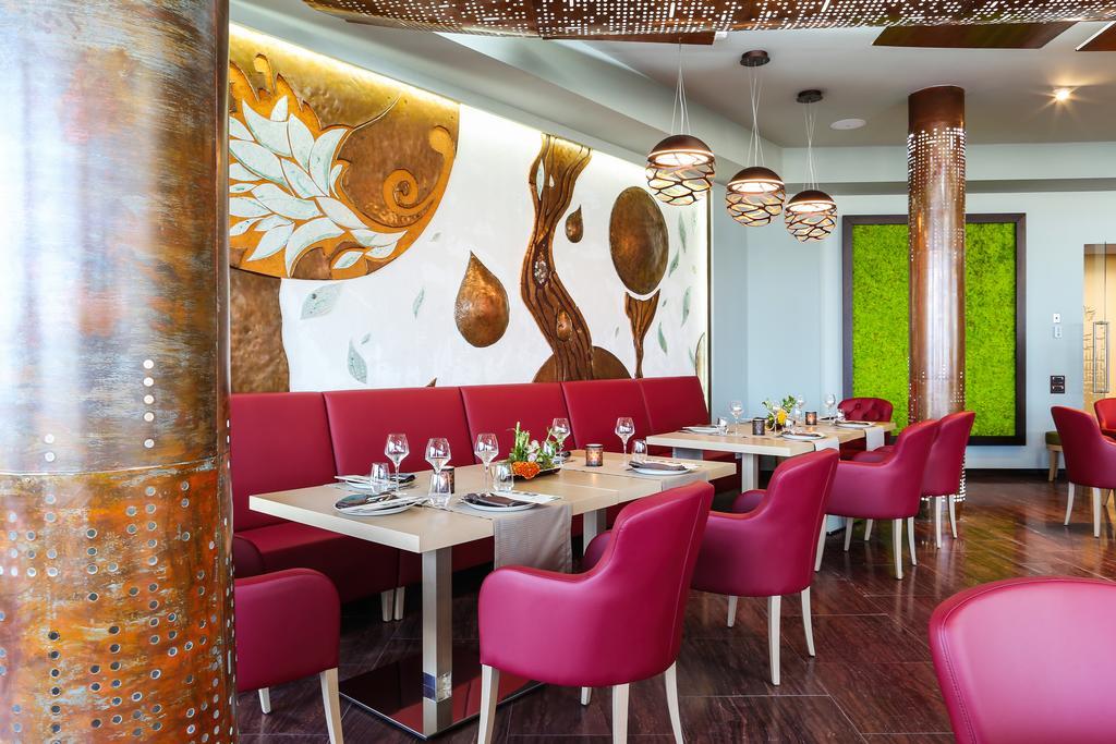 Vega Hotel Mamaia Exterior foto Restaurant