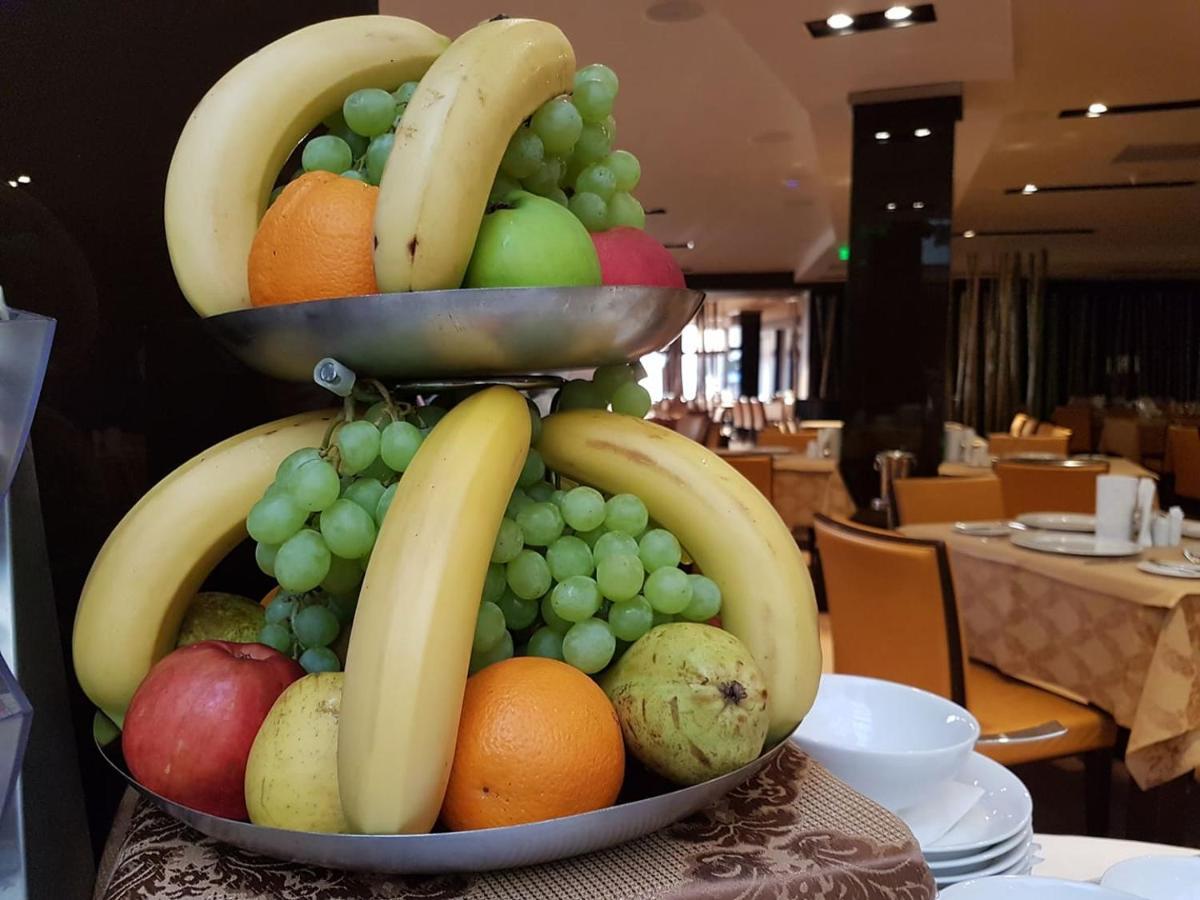Vega Hotel Mamaia Exterior foto Fruit